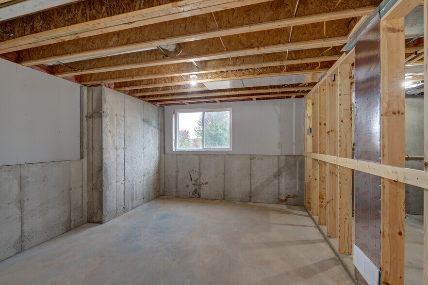 Building Photo - 137 Prairie Heights Dr