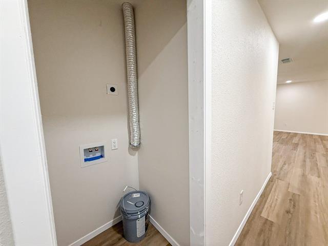 Building Photo - 110 Marigold Dr