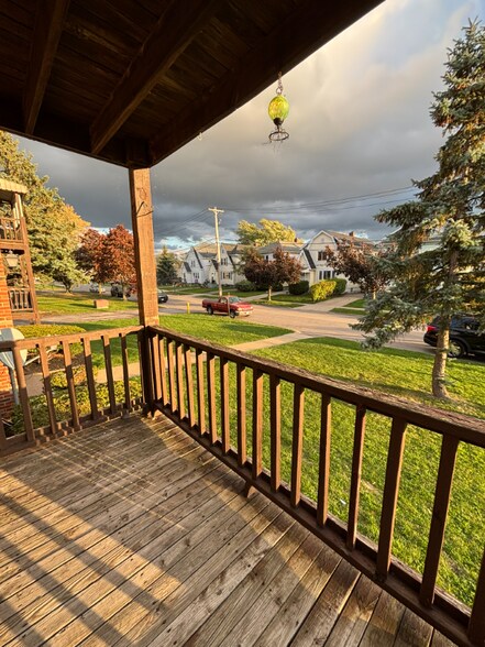 Building Photo - 21-25 Barton Ct