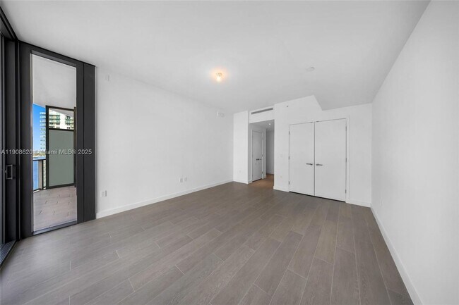 Building Photo - 500 Alton Rd