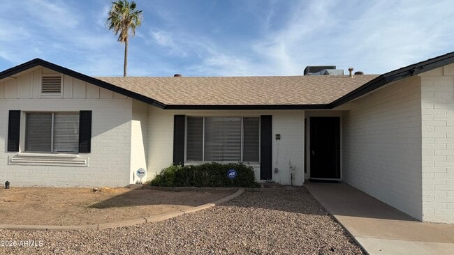Building Photo - 3431 W Acoma Dr
