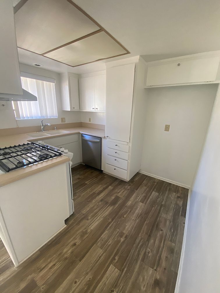 Building Photo - 2164 Via Robles