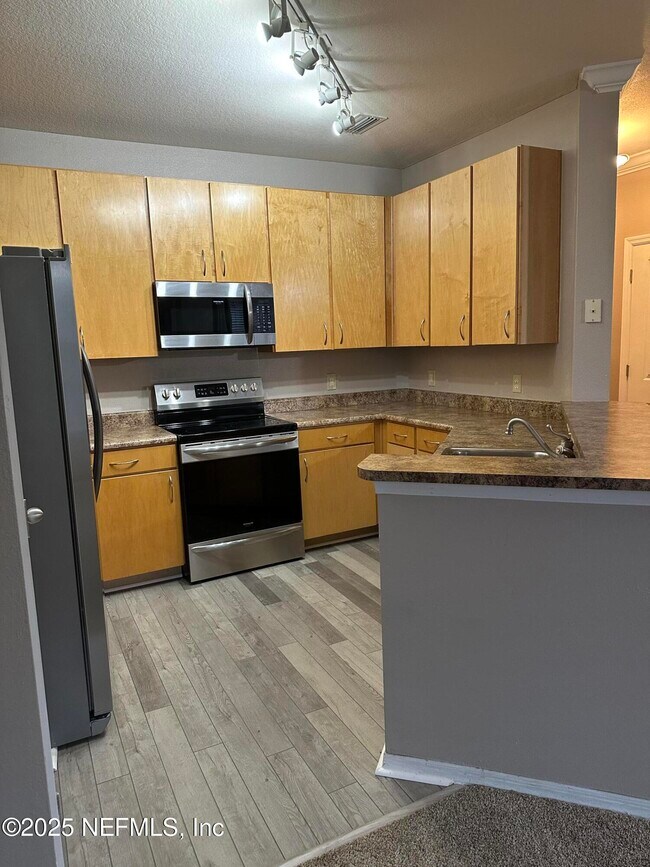 Building Photo - 12700 Bartram Park Blvd