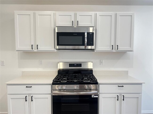 Building Photo - 3433 Little Creek Dr