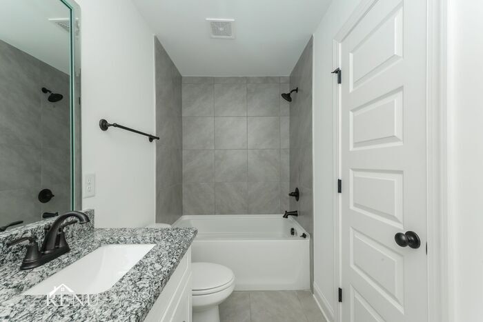 Building Photo - 3319 Old Hickory Blvd