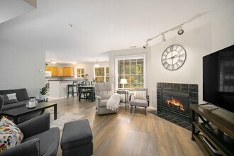 Building Photo - 2765 Barclay Way