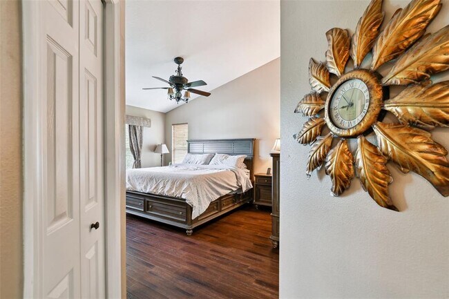 Building Photo - 17737 Esprit Dr