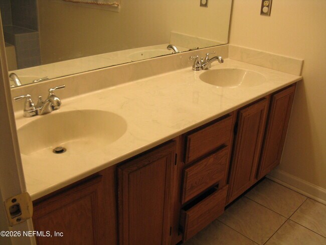 Building Photo - 8464 3 Creeks Blvd