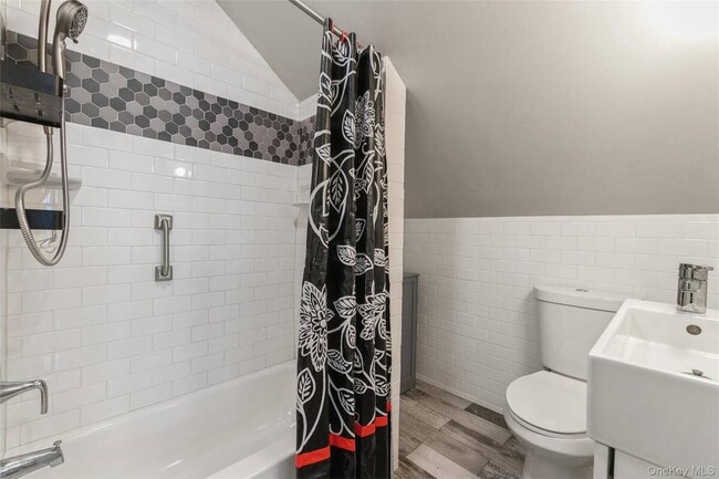 Building Photo - 39 Bay Shore Ave