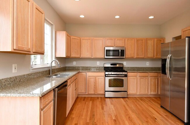 Building Photo - 6311 Hot Spring Ln