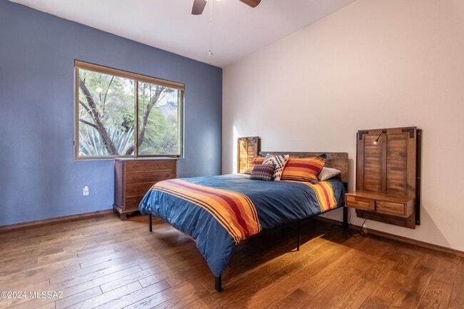 Building Photo - 6269 N Paseo Valdear