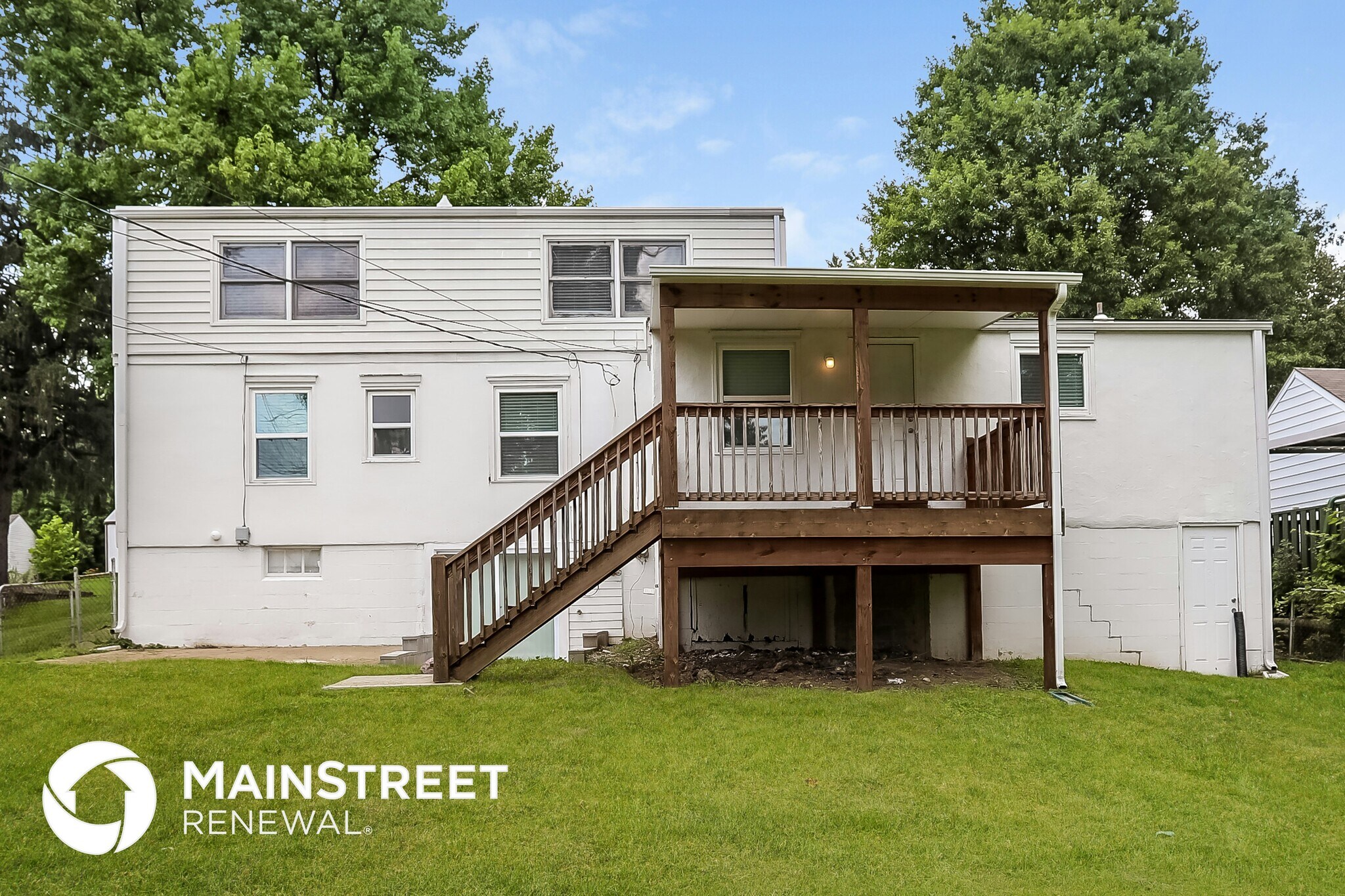 Building Photo - 3101 NE 56th St