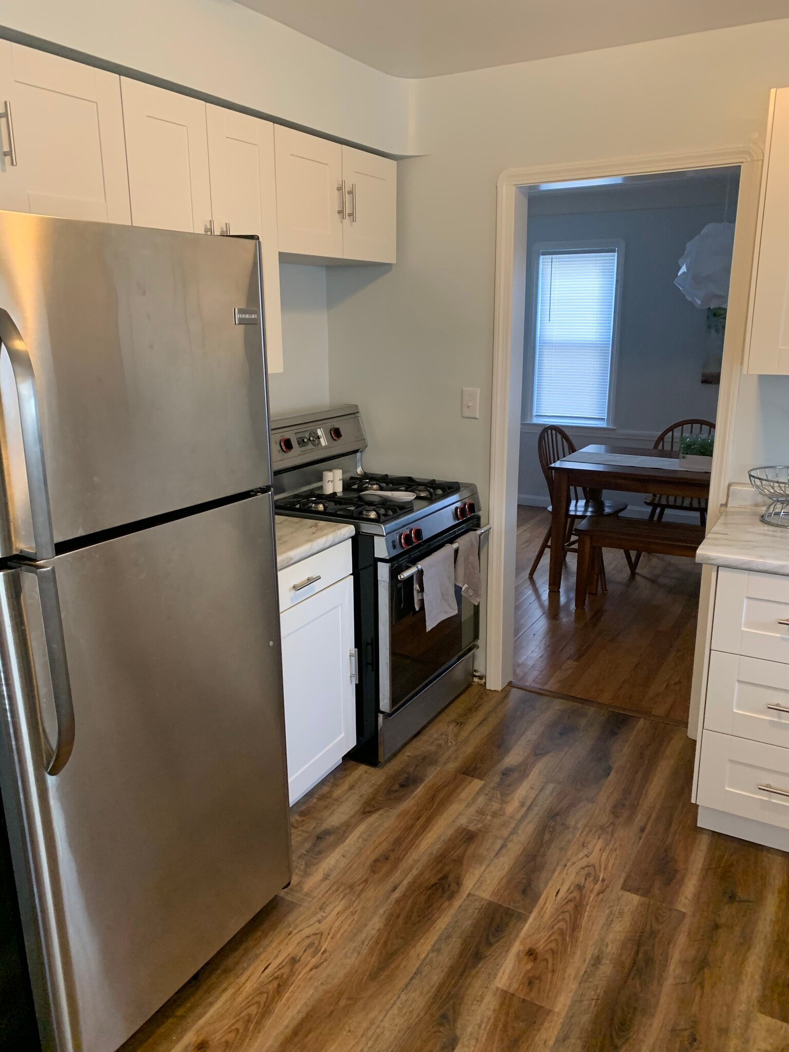 Kitchen area - 4302 Silsby Rd