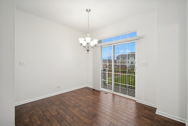 Building Photo - 70 Marcel Ln