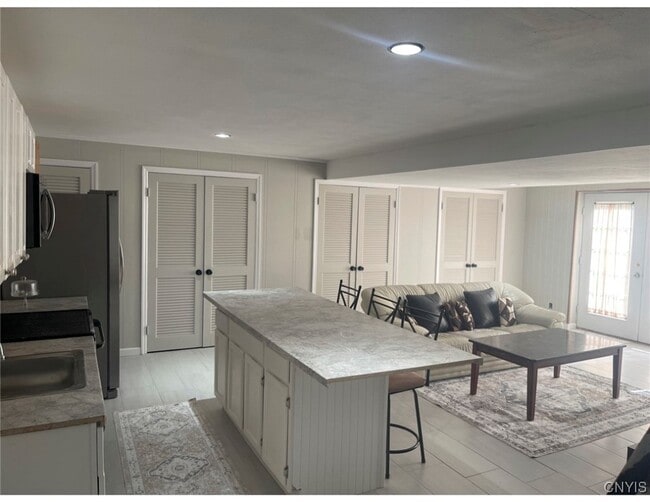 Building Photo - 7390 Barberry Ln