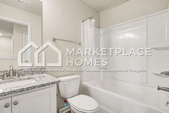 Building Photo - 204 W L Miller Dr