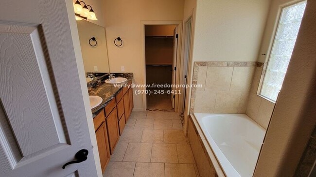 Building Photo - 610 Silver Mountain Drive