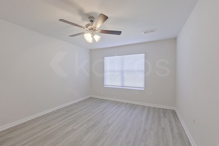 Building Photo - 4647 Malay Cir