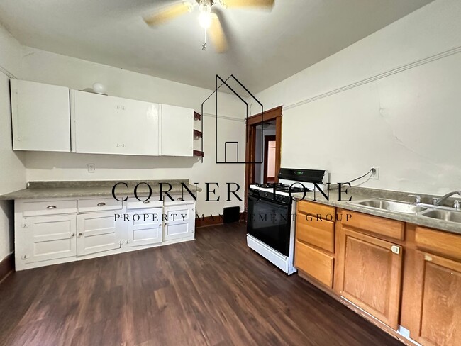 Building Photo - 841 S 18th St