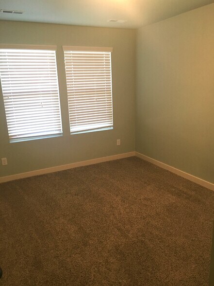 Building Photo - 7716 S San Savino Way