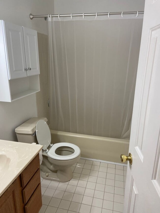 Building Photo - York County Townhouse Rental
