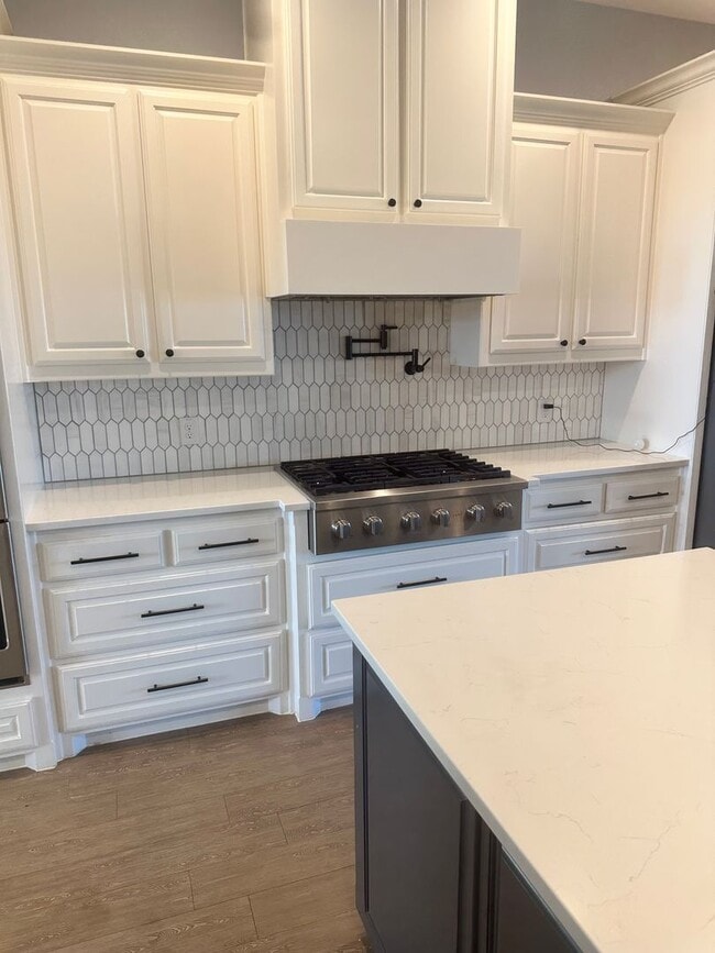 Building Photo - open concept 4bd - rent to own