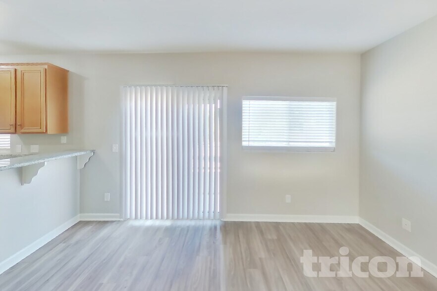 Building Photo - 4928 Blue Bay Ct