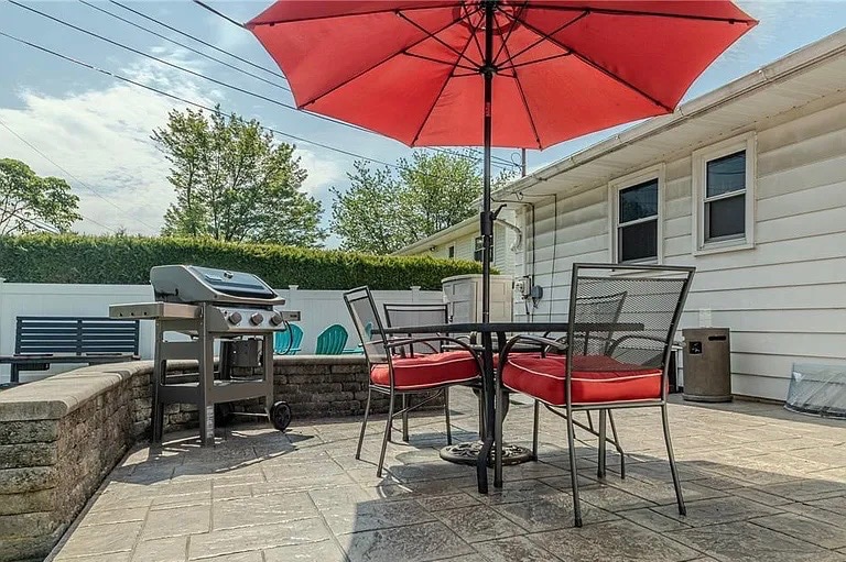 Building Photo - 2809 Green Acres Dr