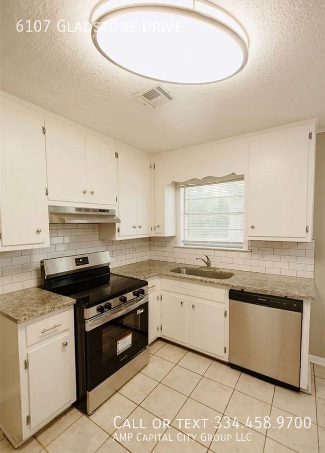 Building Photo - 6107 Gladstone Dr