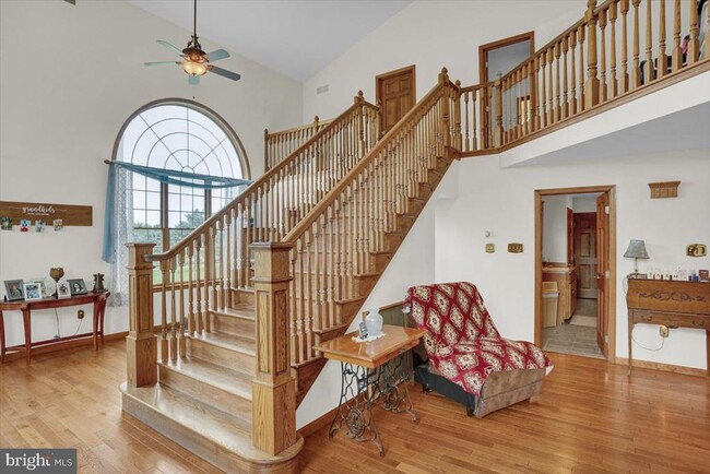 Building Photo - 2209 Shartlesville Rd