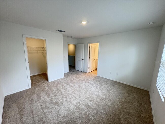 Building Photo - 15092 Cuzcorro Ct