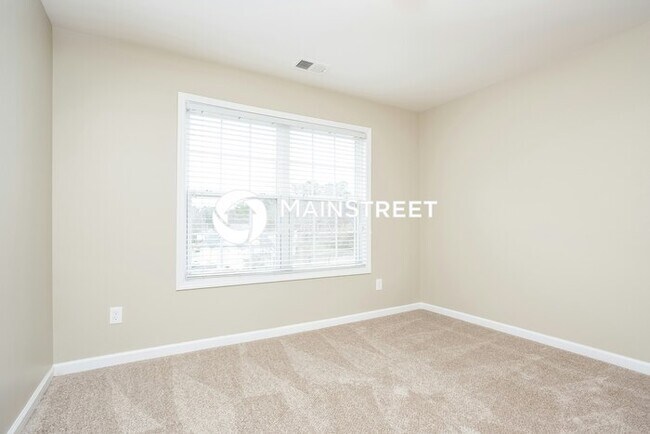 Building Photo - 5 Bedroom Pet-Friendly Home in Austell, GA with Main Street Renewal