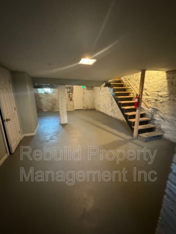 Building Photo - 3303 Winterbourne Rd