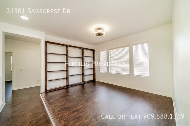 Building Photo - 31501 Sagecrest Dr