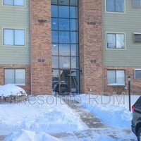 Building Photo - 4381 Village Pkwy Cir W