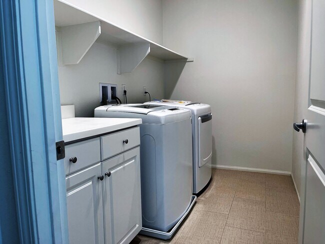 Building Photo - 2883 Villa Catalonia Ct