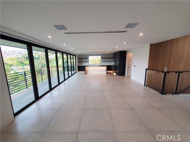 Building Photo - 5710 Hill Oak Dr