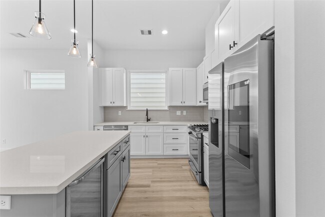 Building Photo - 3426 Bolin Rd