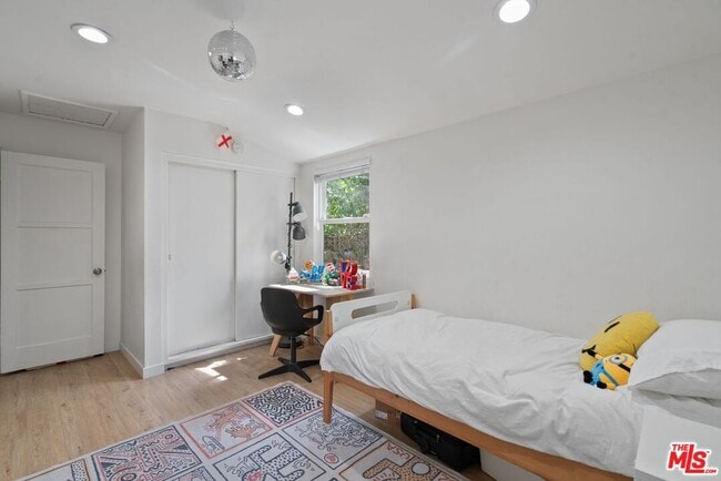 Building Photo - 5211 Allott Ave