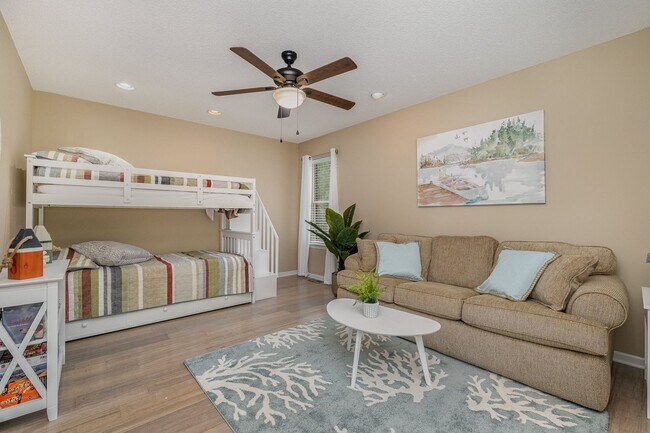 Building Photo - Waterfront– Fully Furnished on Lake Norman...