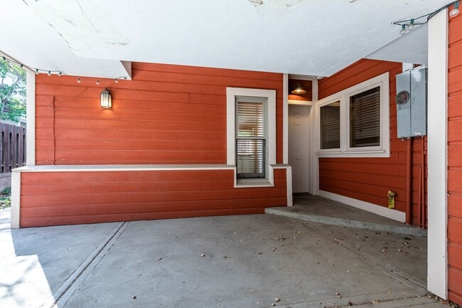 Building Photo - Old Town GEM Just 1 Block from PCMR!