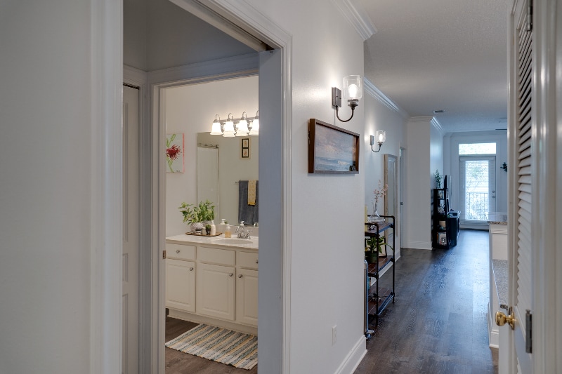 Building Photo - 159 Brooks St SE