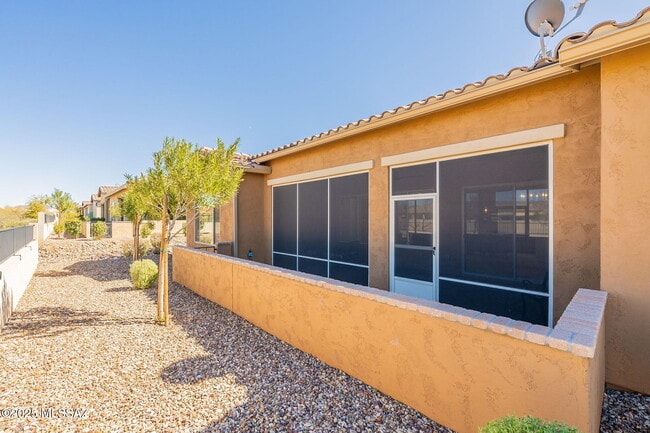 Building Photo - 39548 S Summerwood Dr