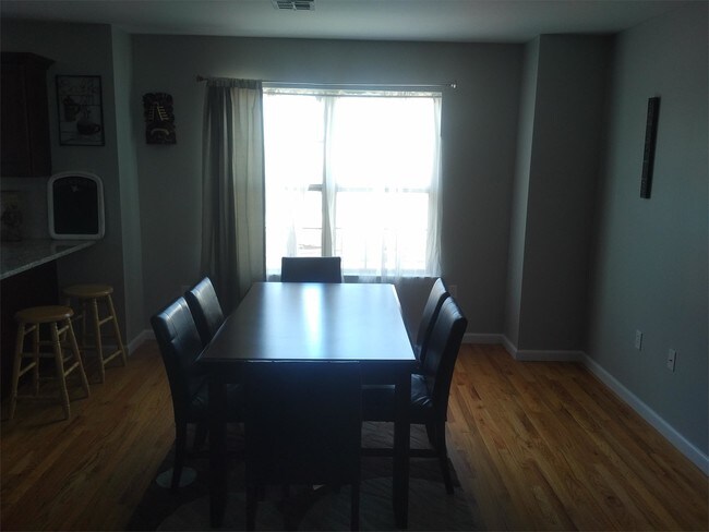 Building Photo - 255-257 New Jersey Railroad Ave