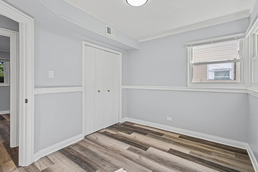 Building Photo - 243 Arcadia St