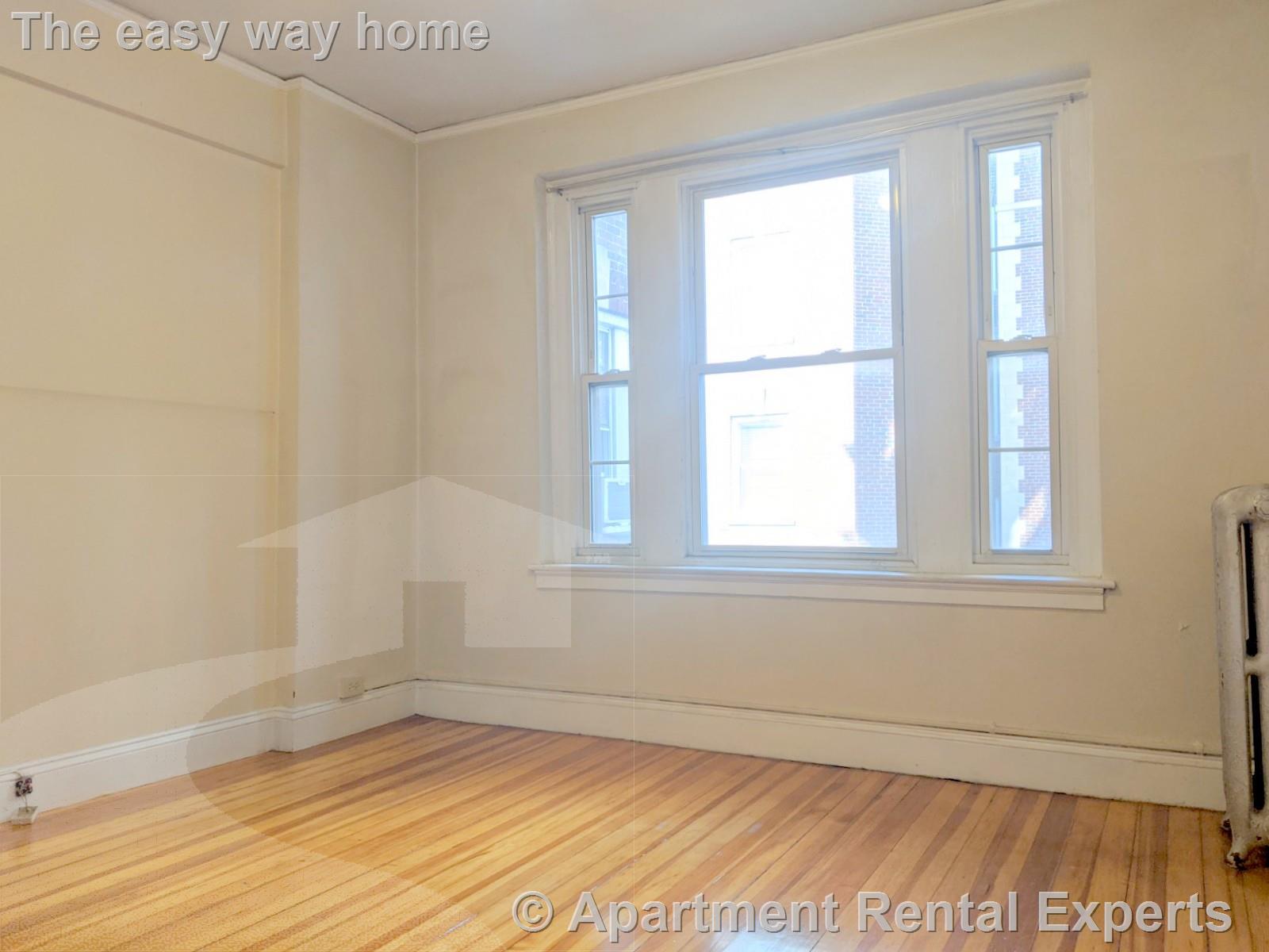 Building Photo - 5 Craigie Cir