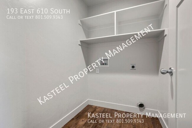 Building Photo - 193 610 S