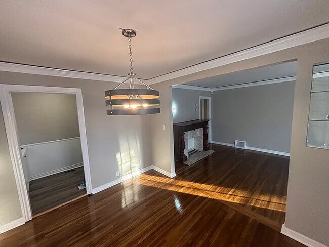 Building Photo - Crown Heights Home For Rent