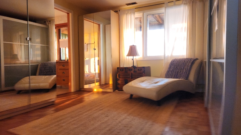 Building Photo - 1231 Chuckanut Dr