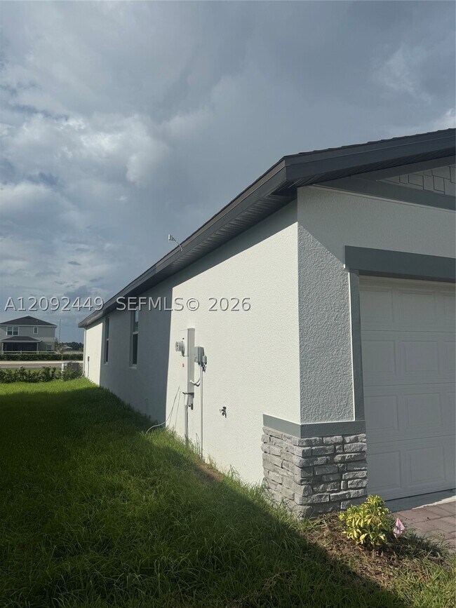 Building Photo - 3889 Giorgio Dr